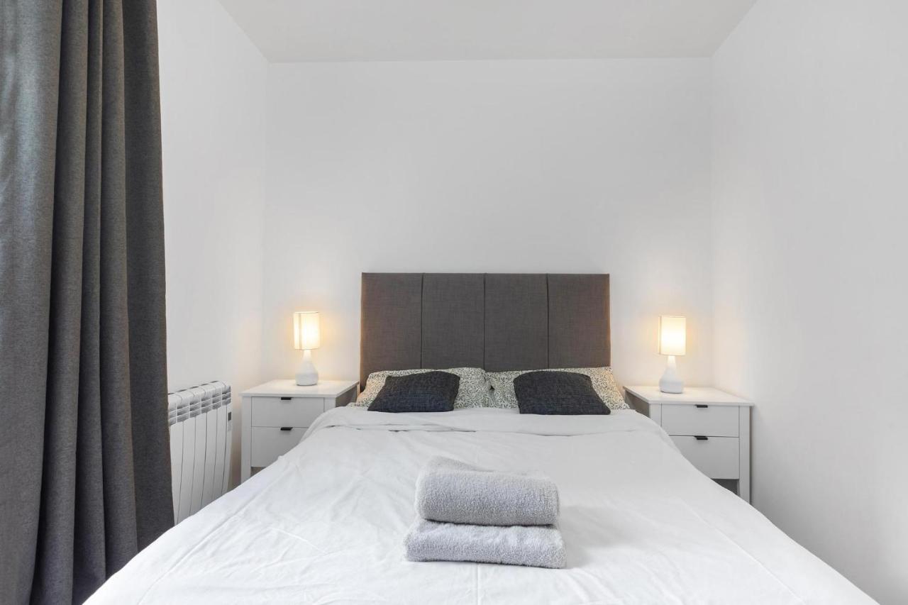 런던 Prime Location Flats 아파트 외부 사진