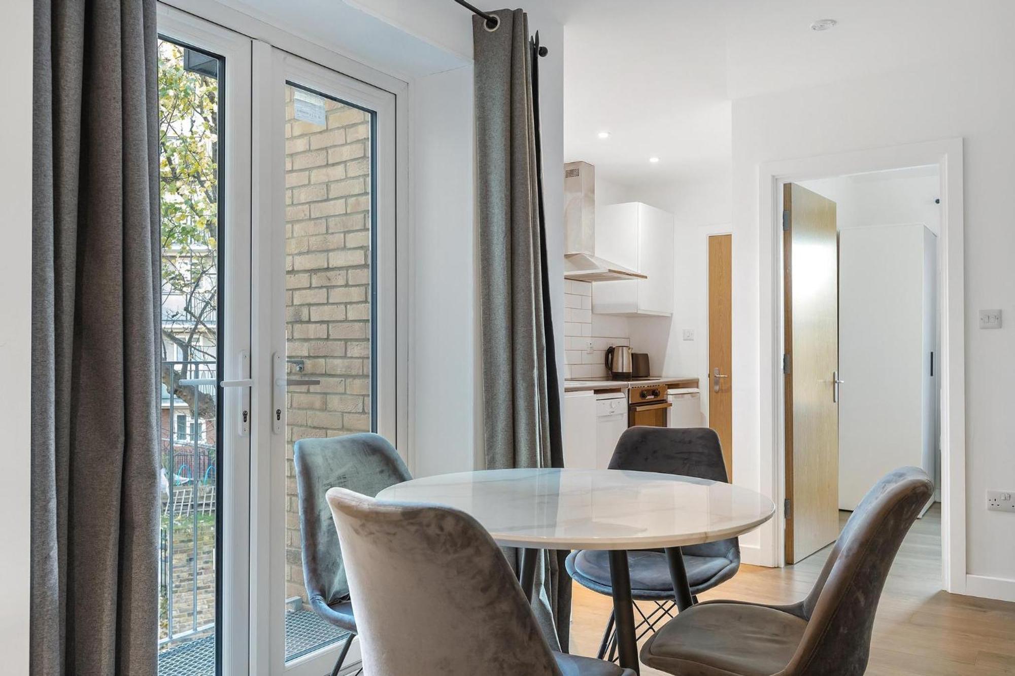 런던 Prime Location Flats 아파트 외부 사진